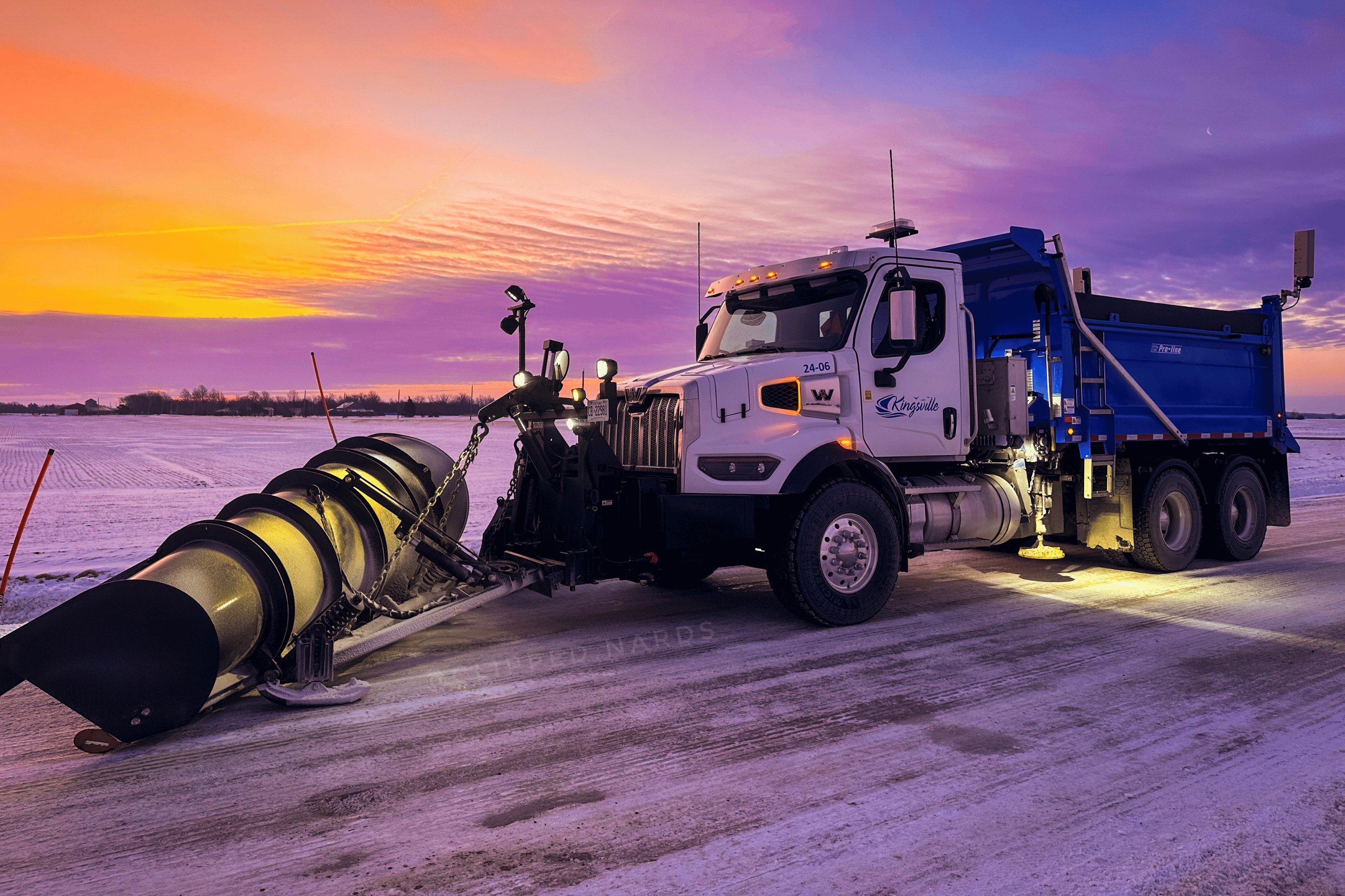 Kingsville Snowplow at dusk